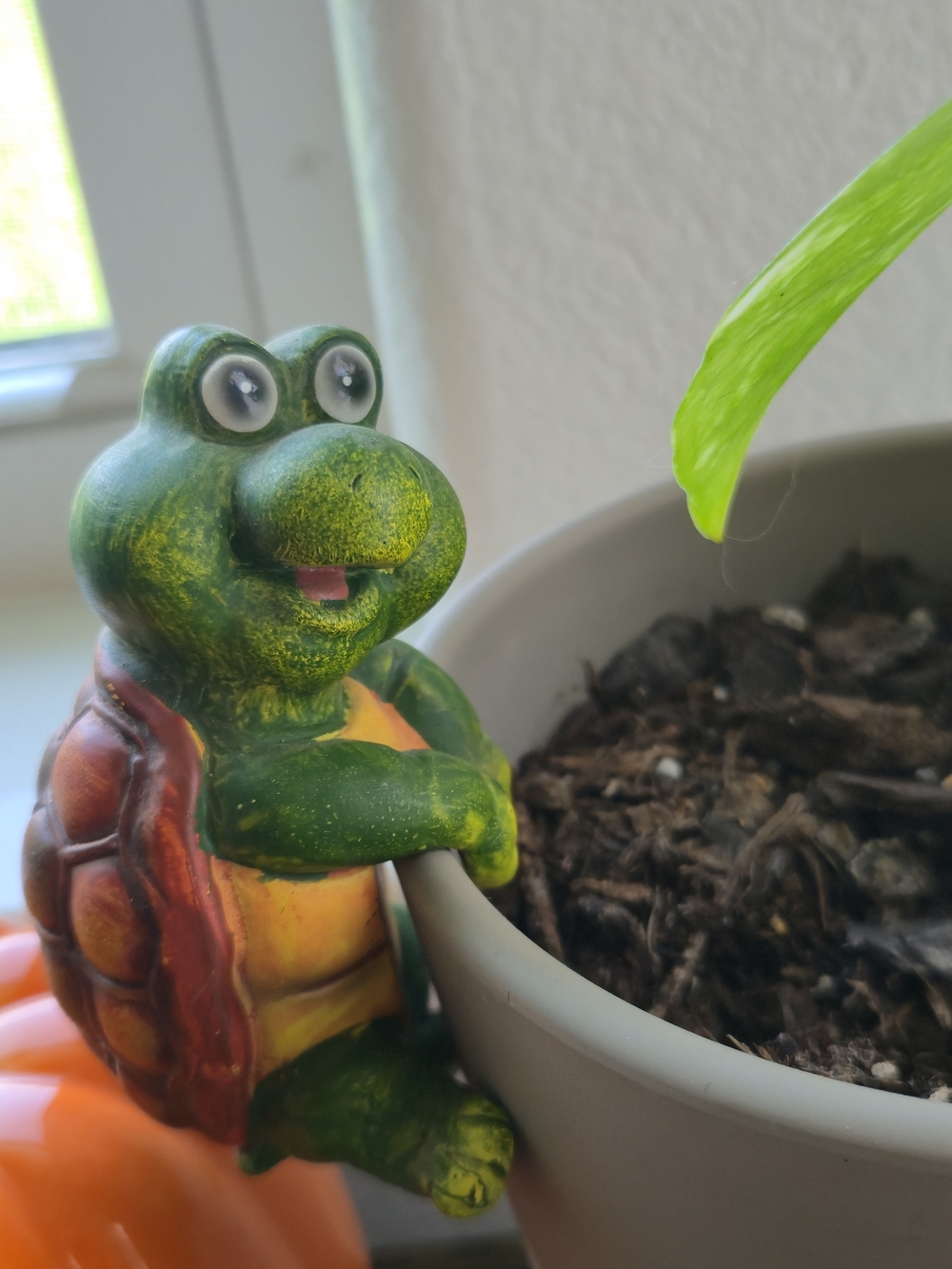 Ceramic Turtle Planter Pot Hanger Figurine Garden Decor Plant Buddy Statue